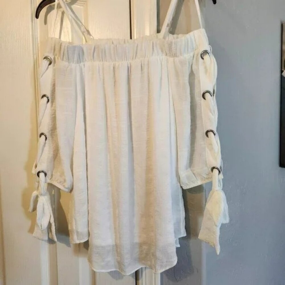 White Blouse off the ShoulderSize Small Bow details on sleeves